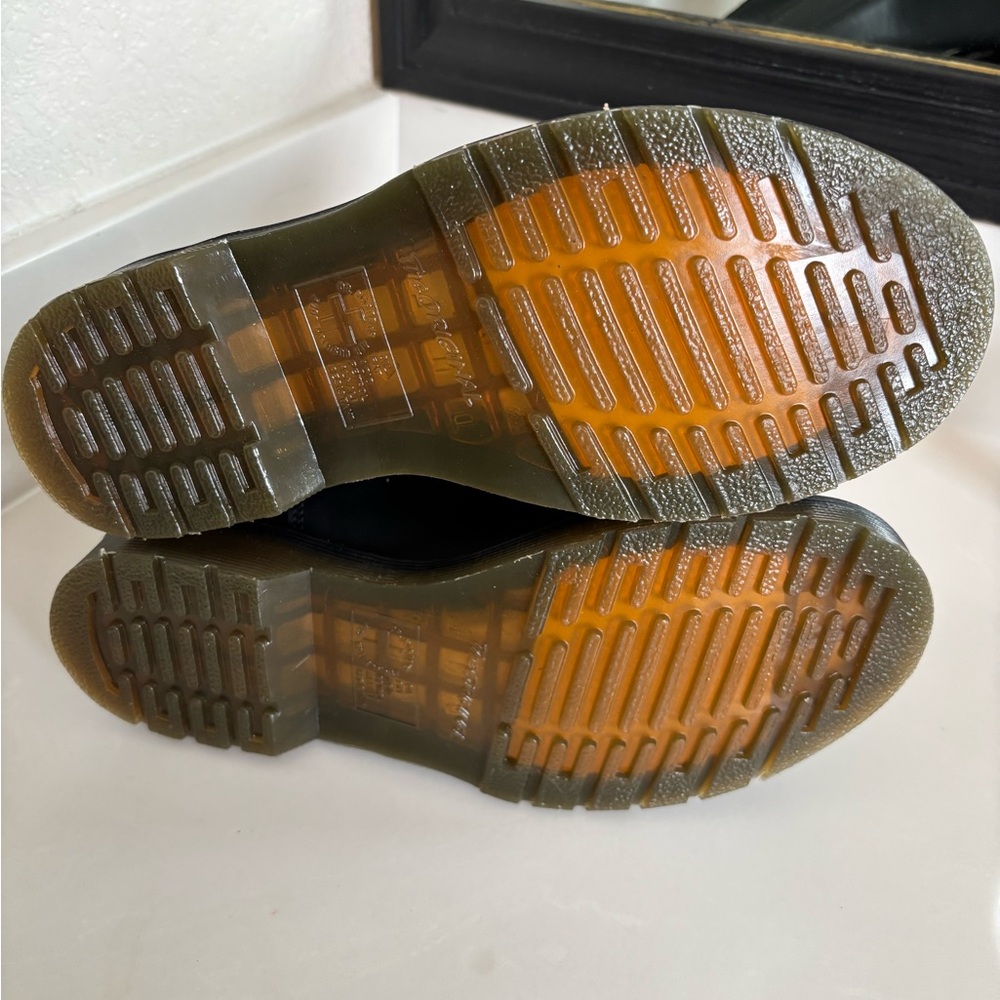 Women’s Dr. Martens 2976 Boots - Picture 5 of 8